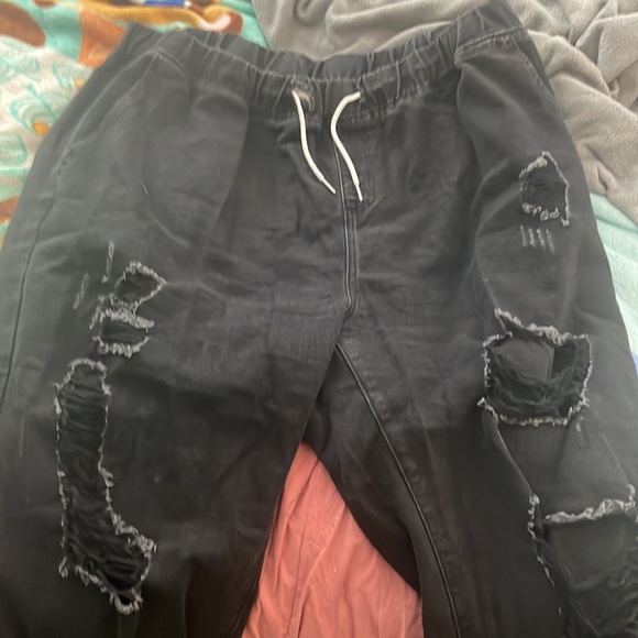 black ripped jogger jeans - Picture 2 of 2
